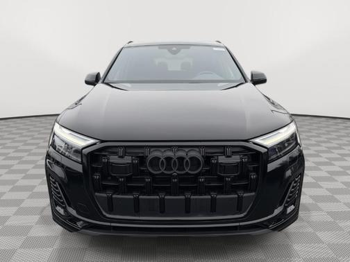 2025 Audi Q7 45 Premium