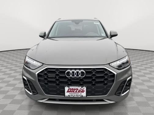 2023 Audi Q5 45 S line Prestige