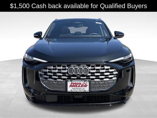 Mythos Black Metallic 2026 Audi Q5 PLUS