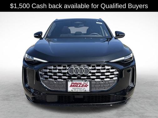 Mythos Black Metallic 2026 Audi Q5 PLUS