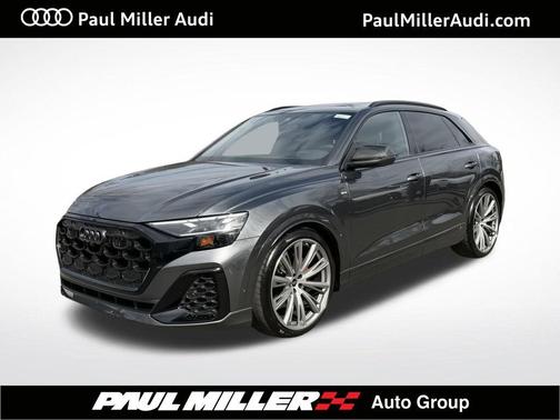 Daytona Gray Pearl 2026 Audi Q8 55 Premium