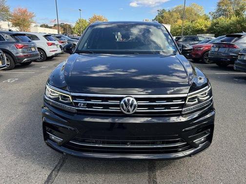 2018 Volkswagen Tiguan 2.0T SEL Premium