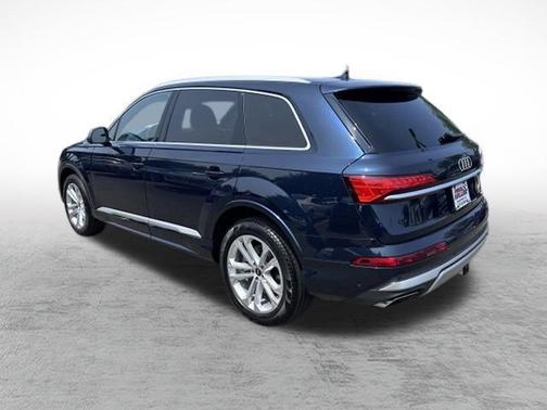 2025 Audi Q7 55 Premium Plus