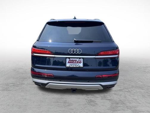 2025 Audi Q7 55 Premium Plus