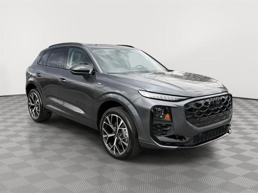 Daytona Gray Pearl 2026 Audi Q3 S line