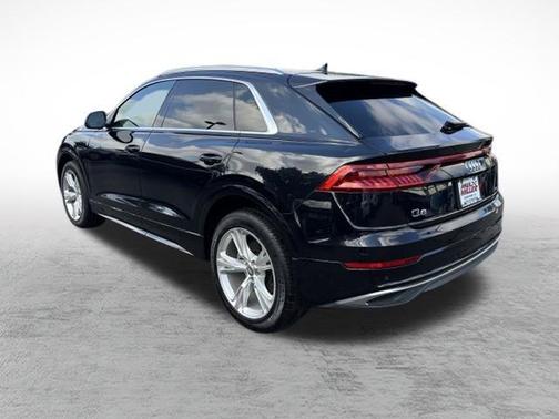 2020 Audi Q8 55 Premium
