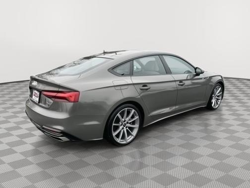 2025 Audi A5 Sportback S line Premium