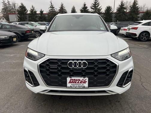 2025 Audi Q5 45 S line quattro Premium
