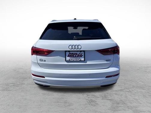 2022 Audi Q3 40 Premium