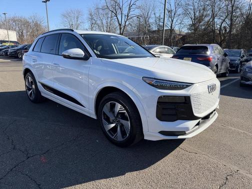 2025 Audi Q6 e-tron Premium