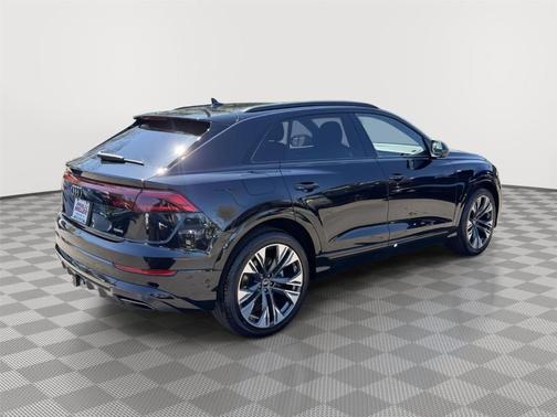 Mythos Black Metallic 2026 Audi Q8 55 Premium