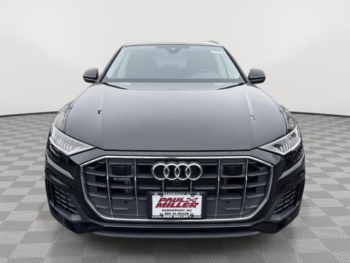 2023 Audi Q8 55 Premium Plus