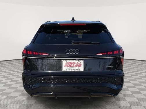 2026 Audi Q3 S LINE