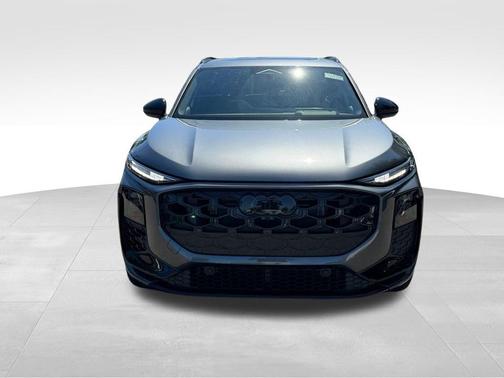 Daytona Gray Pearl 2026 Audi Q3 S line