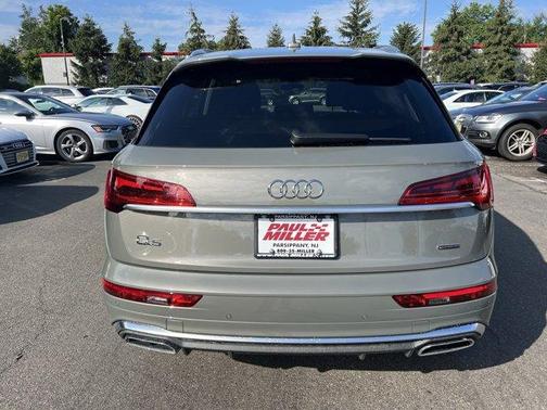 2023 Audi Q5 45 S line quattro Premium