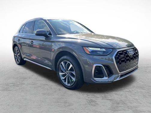 2023 Audi Q5 45 S line quattro Premium
