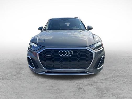 2023 Audi Q5 45 S line quattro Premium