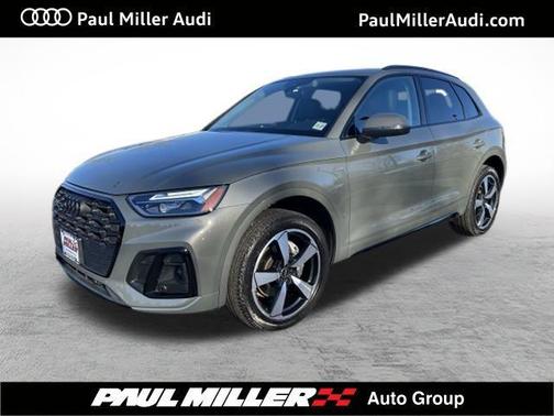 2023 Audi Q5 45 S line quattro Premium