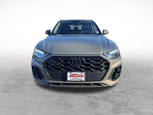 2023 Audi Q5 45 S line quattro Premium