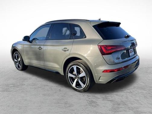 2023 Audi Q5 45 S line quattro Premium