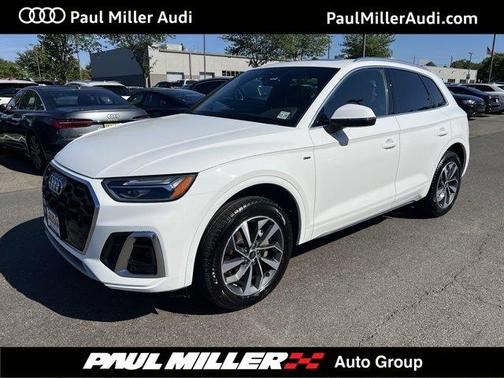 2025 Audi Q5 45 S line quattro Premium
