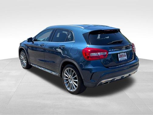 Lunar Blue Metallic 2019 Mercedes-Benz GLA 250 Base 4MATIC