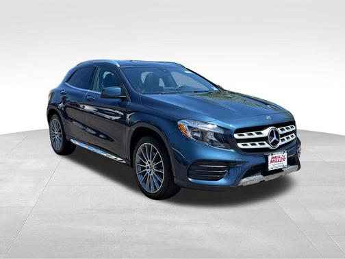 Lunar Blue Metallic 2019 Mercedes-Benz GLA 250 Base 4MATIC