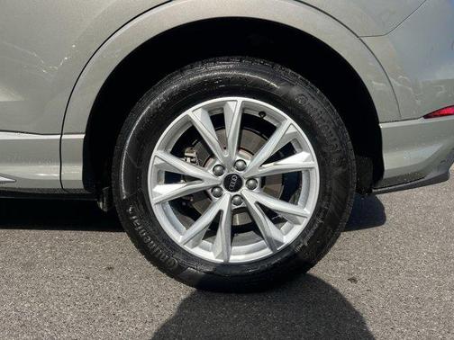 2025 Audi Q3 45 S line Premium