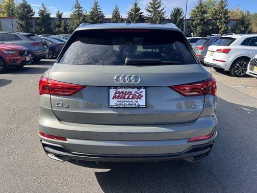 2025 Audi Q3 45 S line Premium
