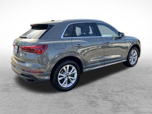 2025 Audi Q3 45 S line Premium