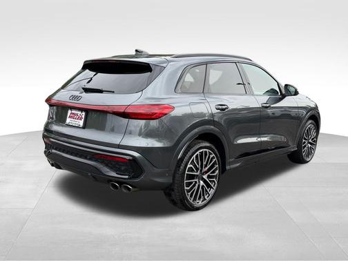 Daytona Gray Pearl 2026 Audi SQ5 3.0T Premium Plus