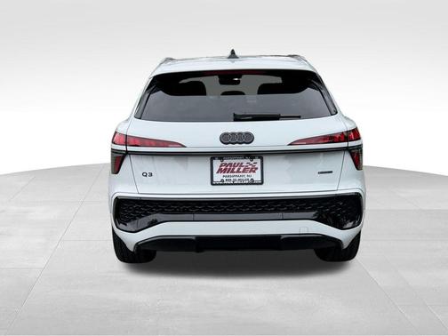 Glacier White Metallic 2026 Audi Q3 S line
