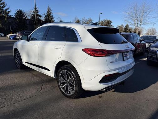 2025 Audi Q5 2.0T quattro Premium