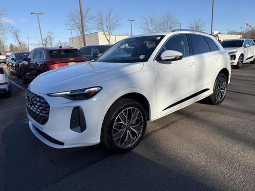 2025 Audi Q5 2.0T quattro Premium