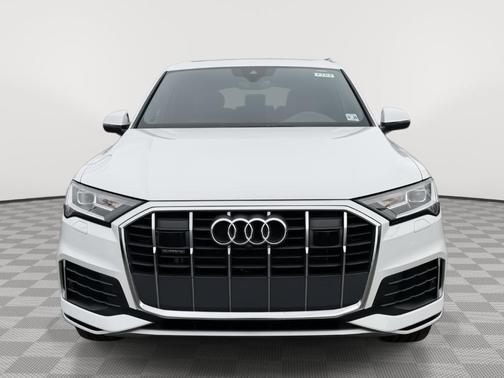 Carrara White 2023 Audi Q7 45 Premium