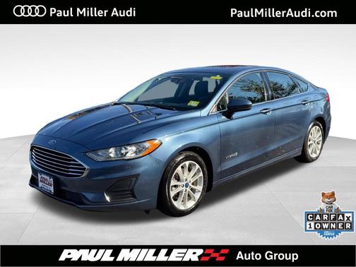 Blue Metallic 2019 Ford Fusion Hybrid SE