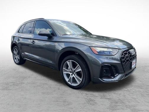 2025 Audi Q5 45 S line quattro Premium