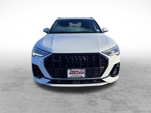 2023 Audi Q3 45 S line Premium