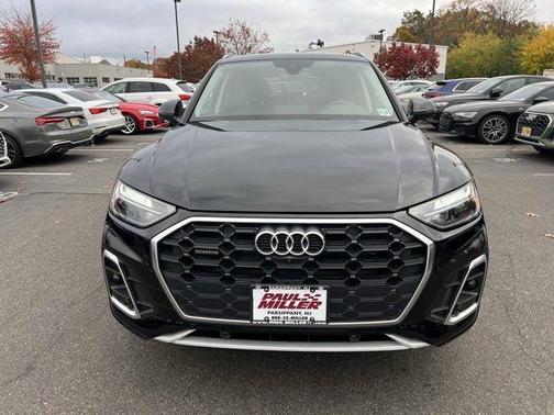 2023 Audi Q5 45 S line quattro Premium