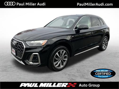 2023 Audi Q5 45 S line quattro Premium