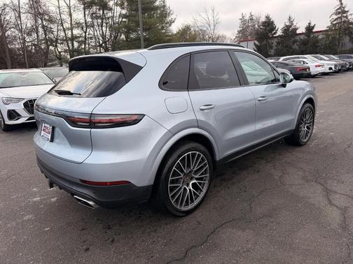 2021 Porsche Cayenne Base