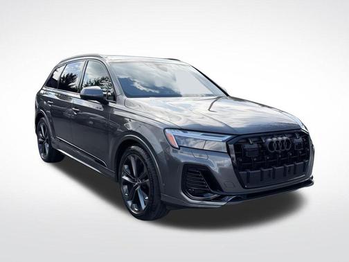 Samurai Gray Metallic 2026 Audi Q7 PLUS