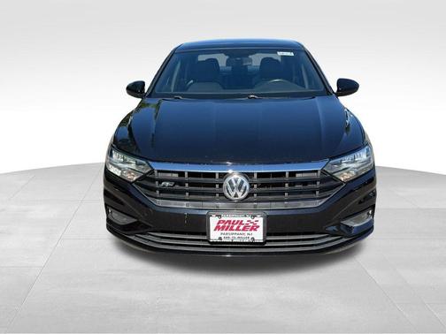 Deep Black Pearl Effect 2019 Volkswagen Jetta 1.4T R-Line