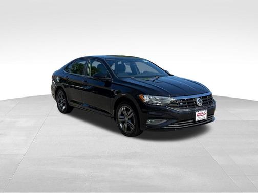 Deep Black Pearl Effect 2019 Volkswagen Jetta 1.4T R-Line