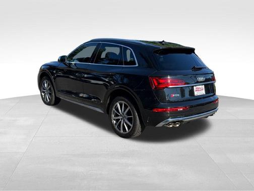 Mythos Black Metallic 2023 Audi SQ5 3.0T Premium Plus