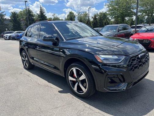 2024 Audi Q5 45 S line quattro Premium