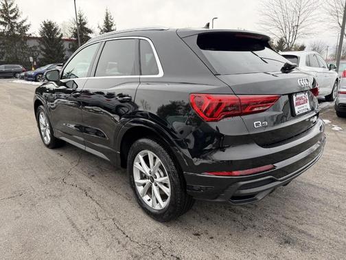 2025 Audi Q3 45 S line Premium