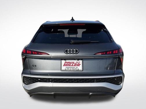 Daytona Gray Pearl 2026 Audi Q3 S line