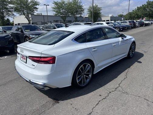 2024 Audi A5 Sportback 45 S line quattro Premium