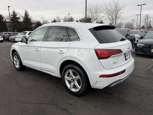 2022 Audi Q5 40 Premium